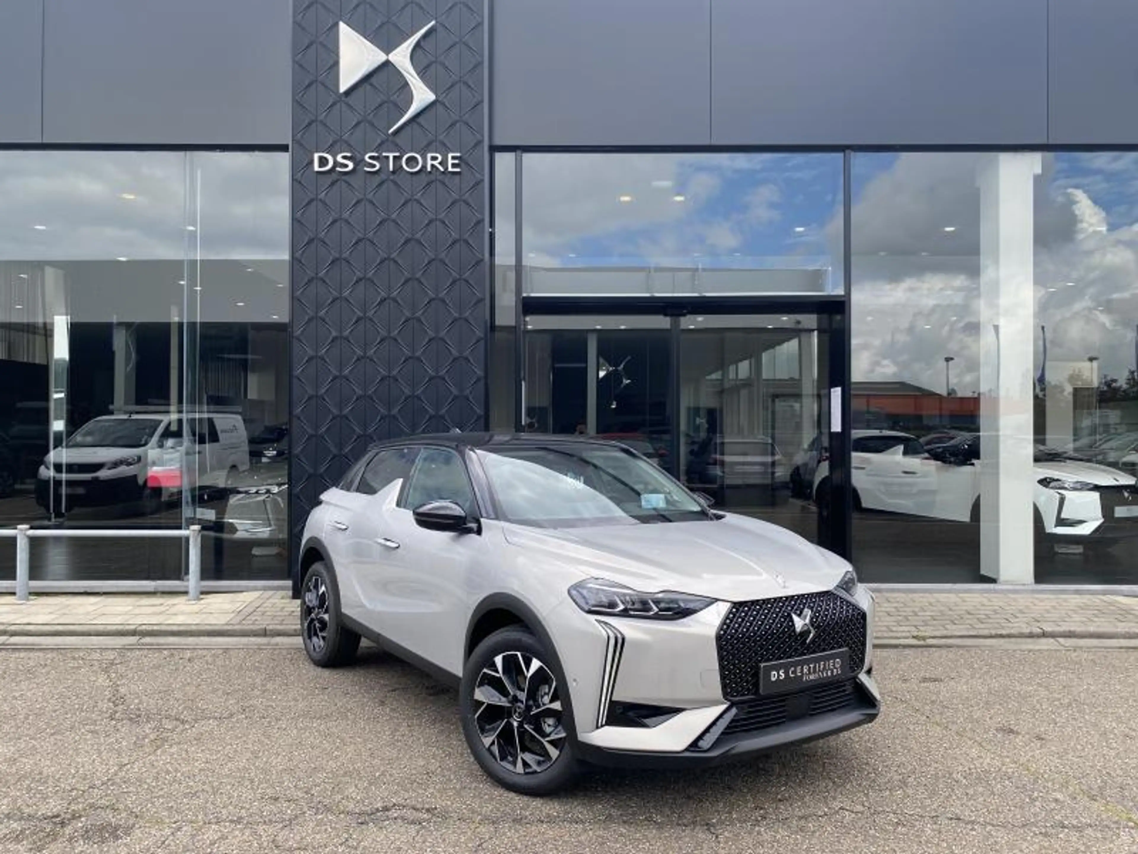 DS Automobiles DS 3 RIVOLI — photo 5