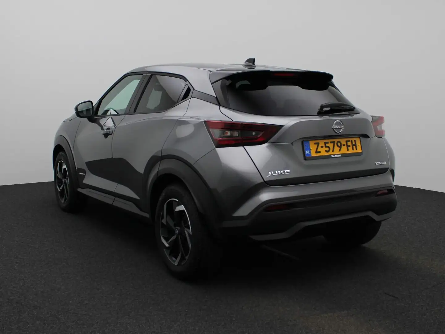 Nissan Juke 1.6 Hybrid N-Connecta 143PK | Navigatie | Cruise e Grijs - 2