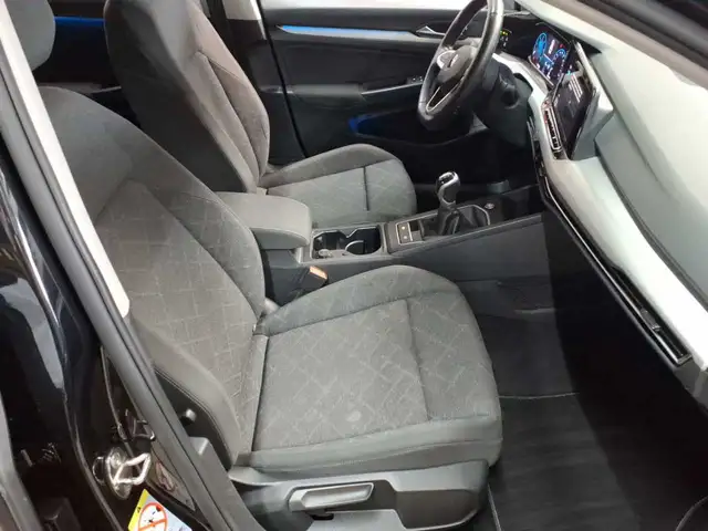 Volkswagen Golf view 11