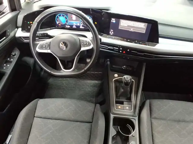 Volkswagen Golf view 5