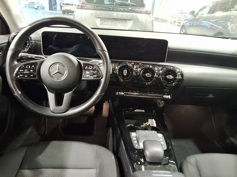 Mercedes-Benz A 180 A180*LOOK AMG*XENON LED *CAR PASS*🔺 — photo 3