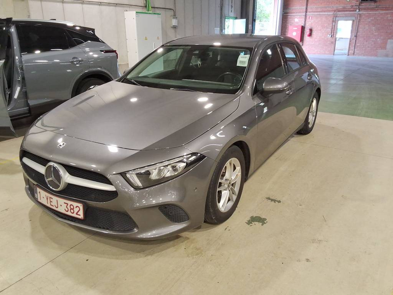 Mercedes-Benz A 180 A180*LOOK AMG*XENON LED *CAR PASS*🔺