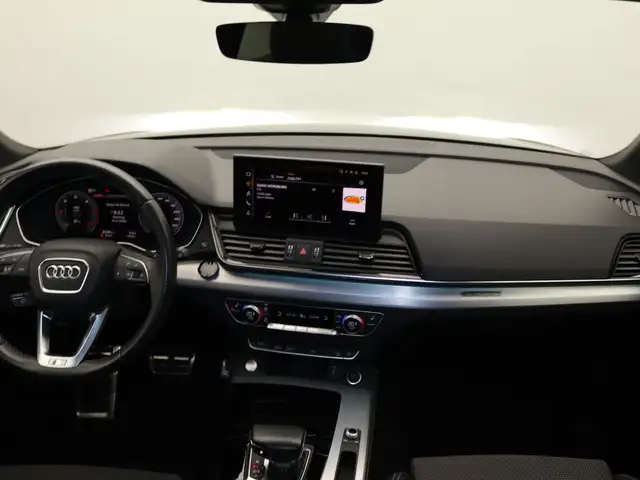Audi Q5 view 17