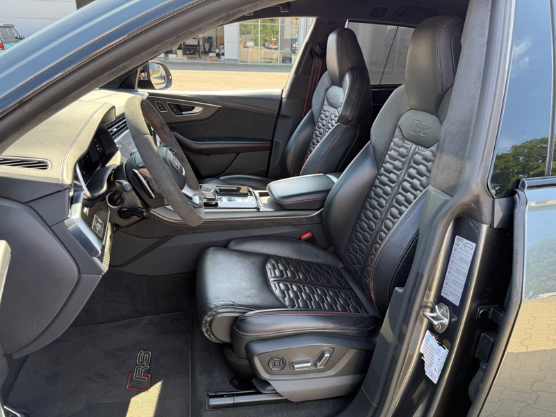 Audi RS Q8 4.0 TFSI QUATTRO, FULL CARBON, B&O, 23" — photo 2