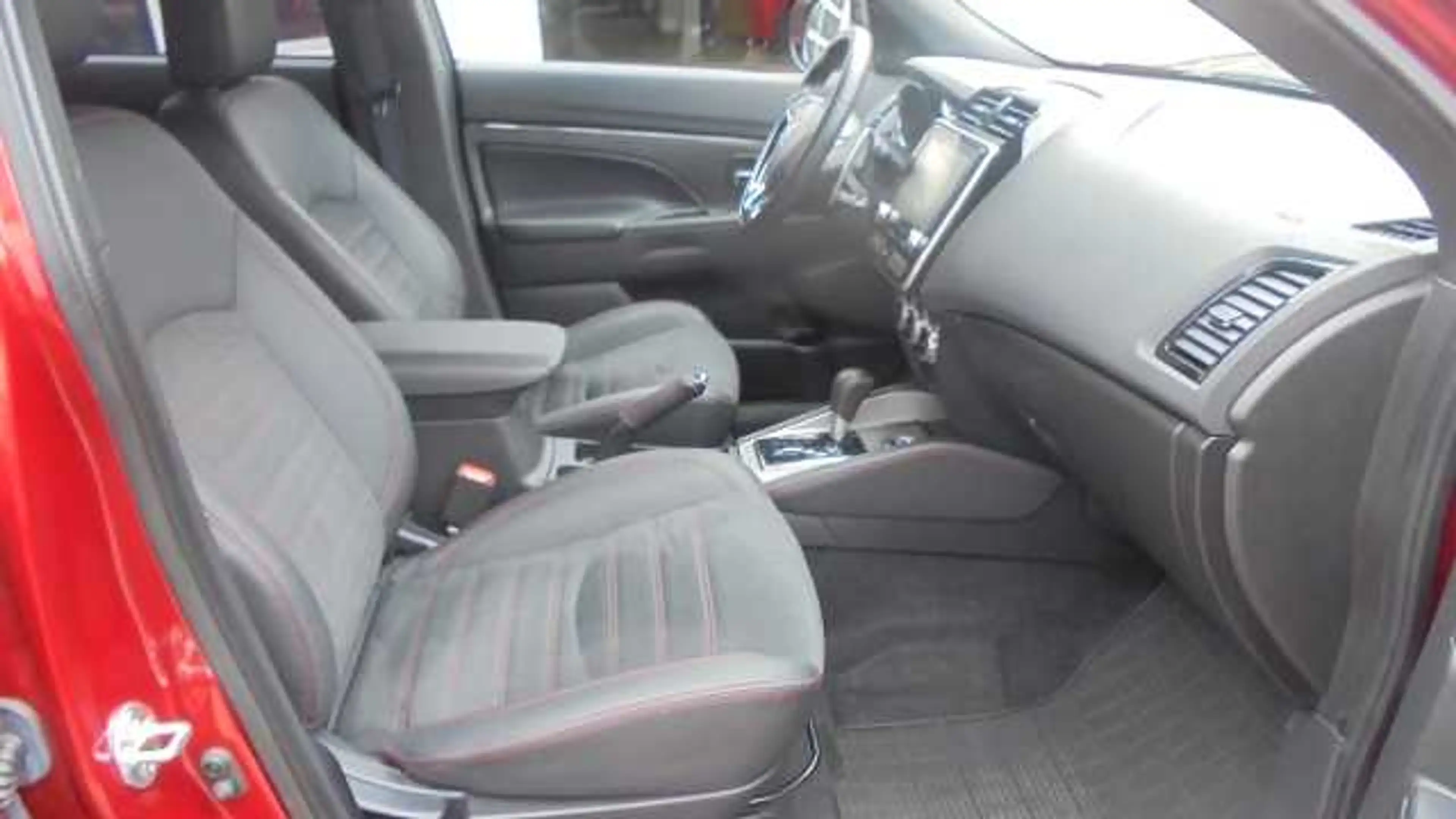 Mitsubishi ASX Spirit+ 2.0 MIVEC 4WD CVT — photo 4