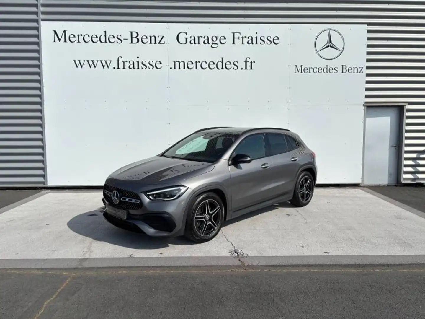 Mercedes-Benz GLA 200 200 d 150ch AMG Line 8G-DCT Gris - 1