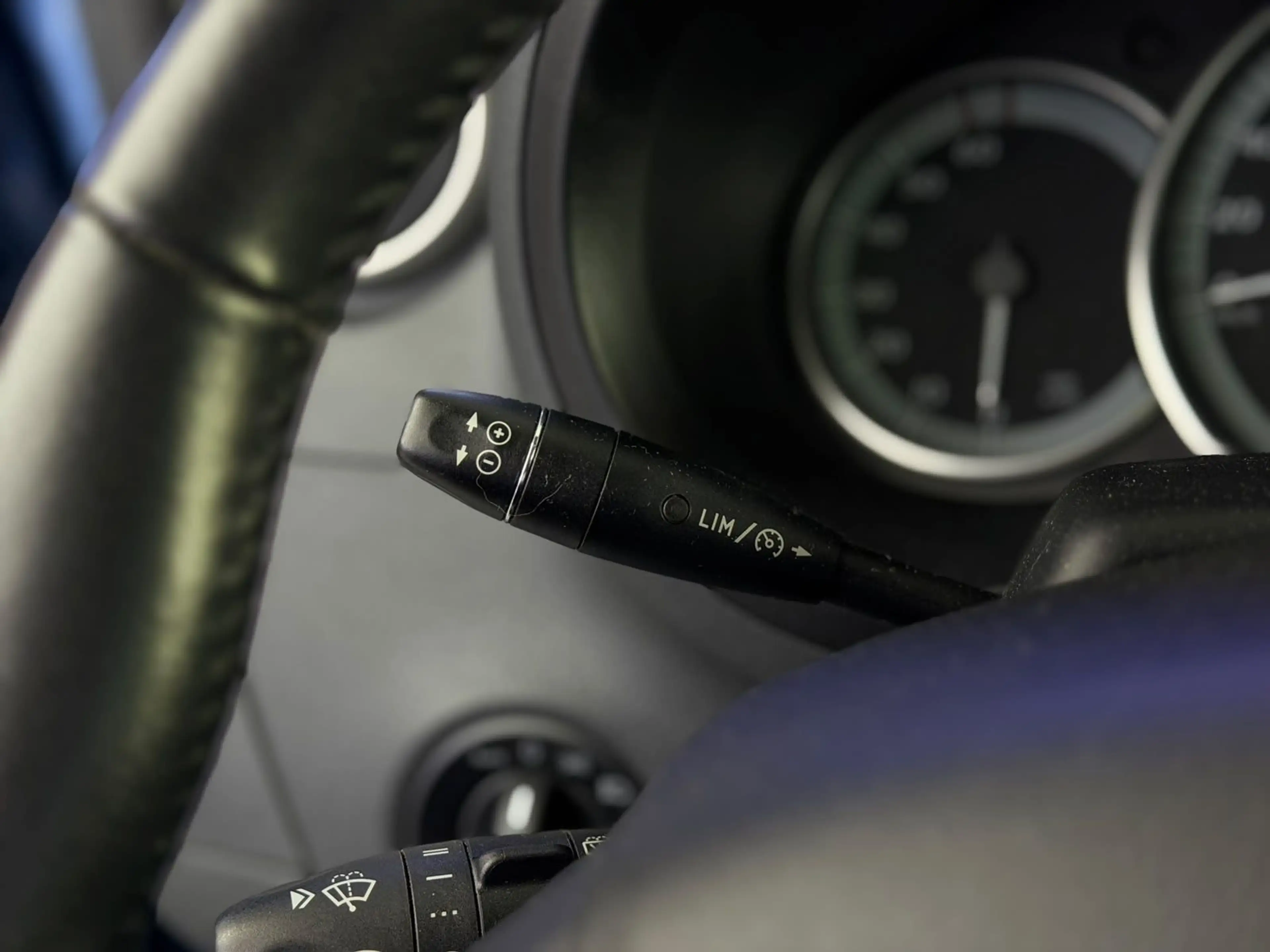 Mercedes-Benz Citan Behindertengerecht-Rampe Wenig KM — photo 8