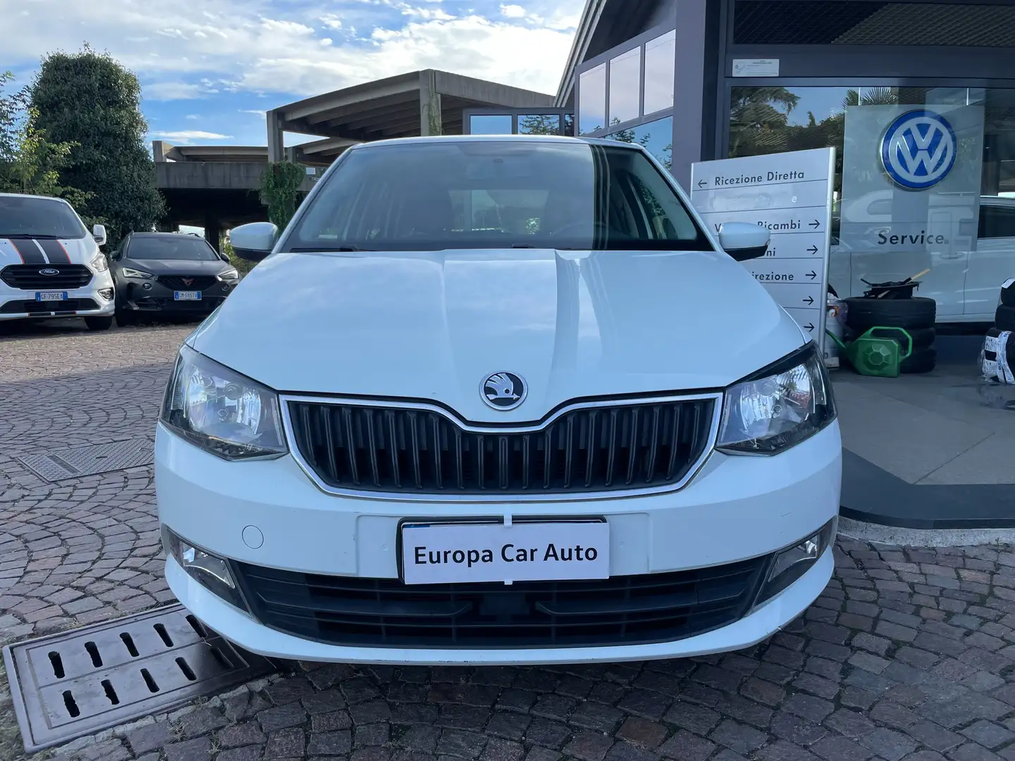 Skoda Fabia Fabia 1.4 tdi Business 90cv VAN Bianco - 2