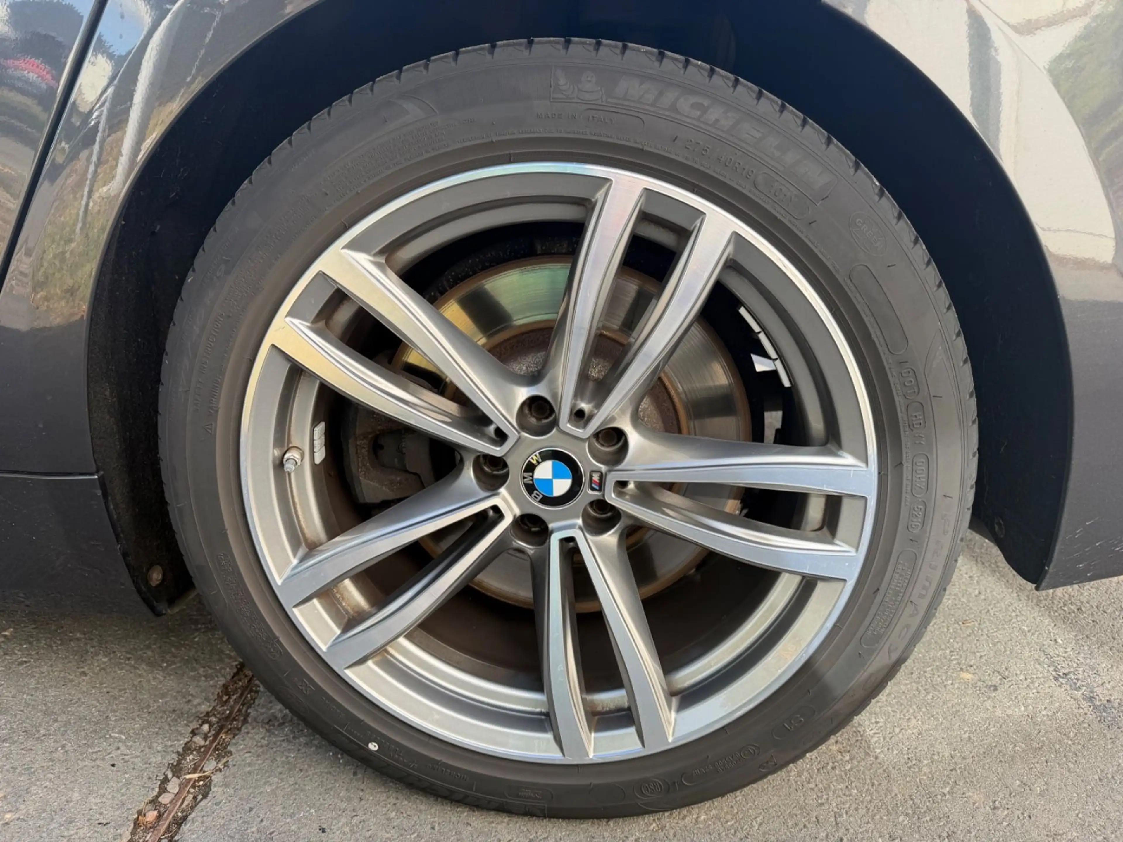 BMW 750 i xDrive SPORT / MASSAGE / KAMERA / LEDER — photo 13