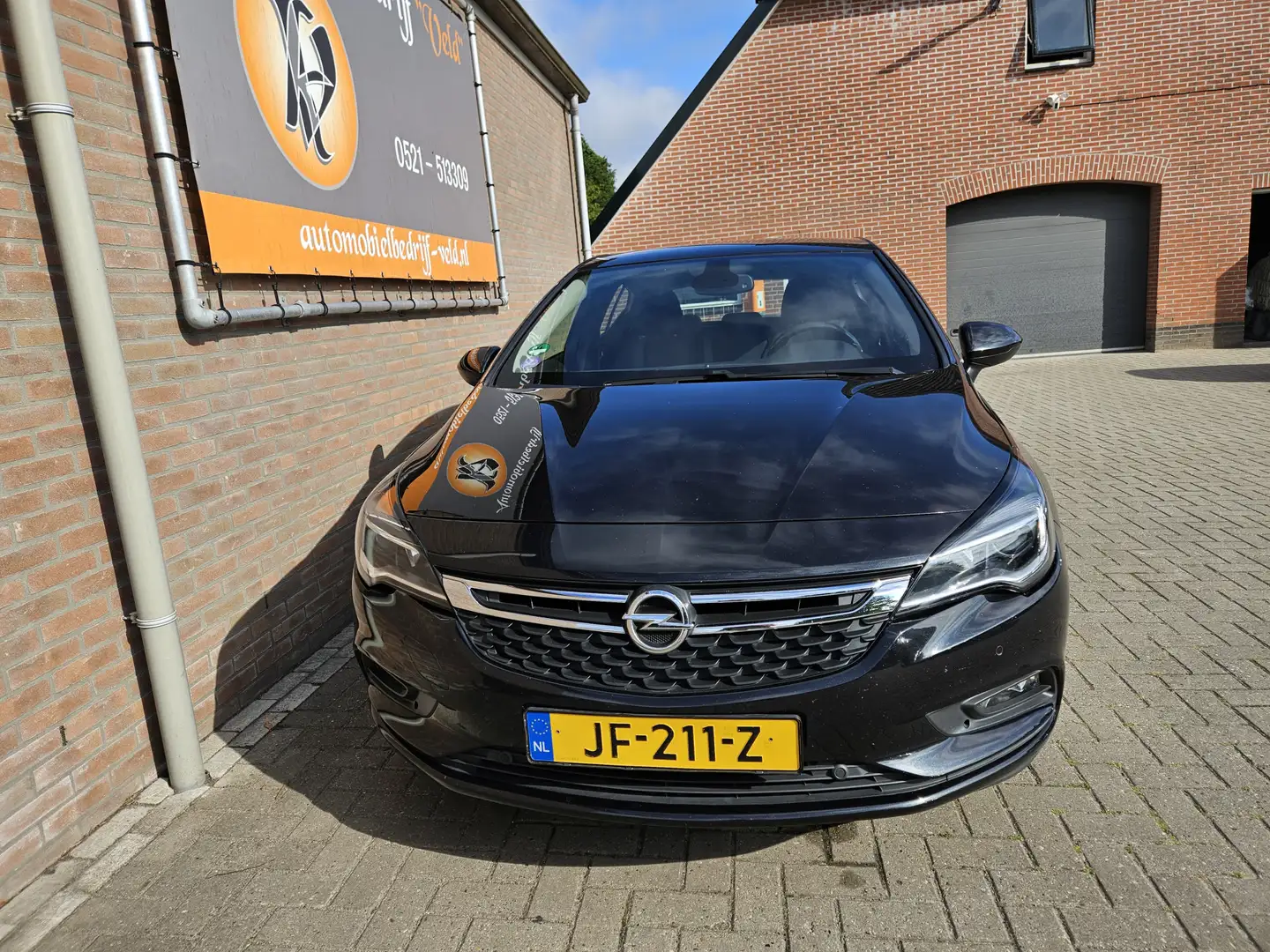 Opel Astra 1.0 Edition Zwart - 2