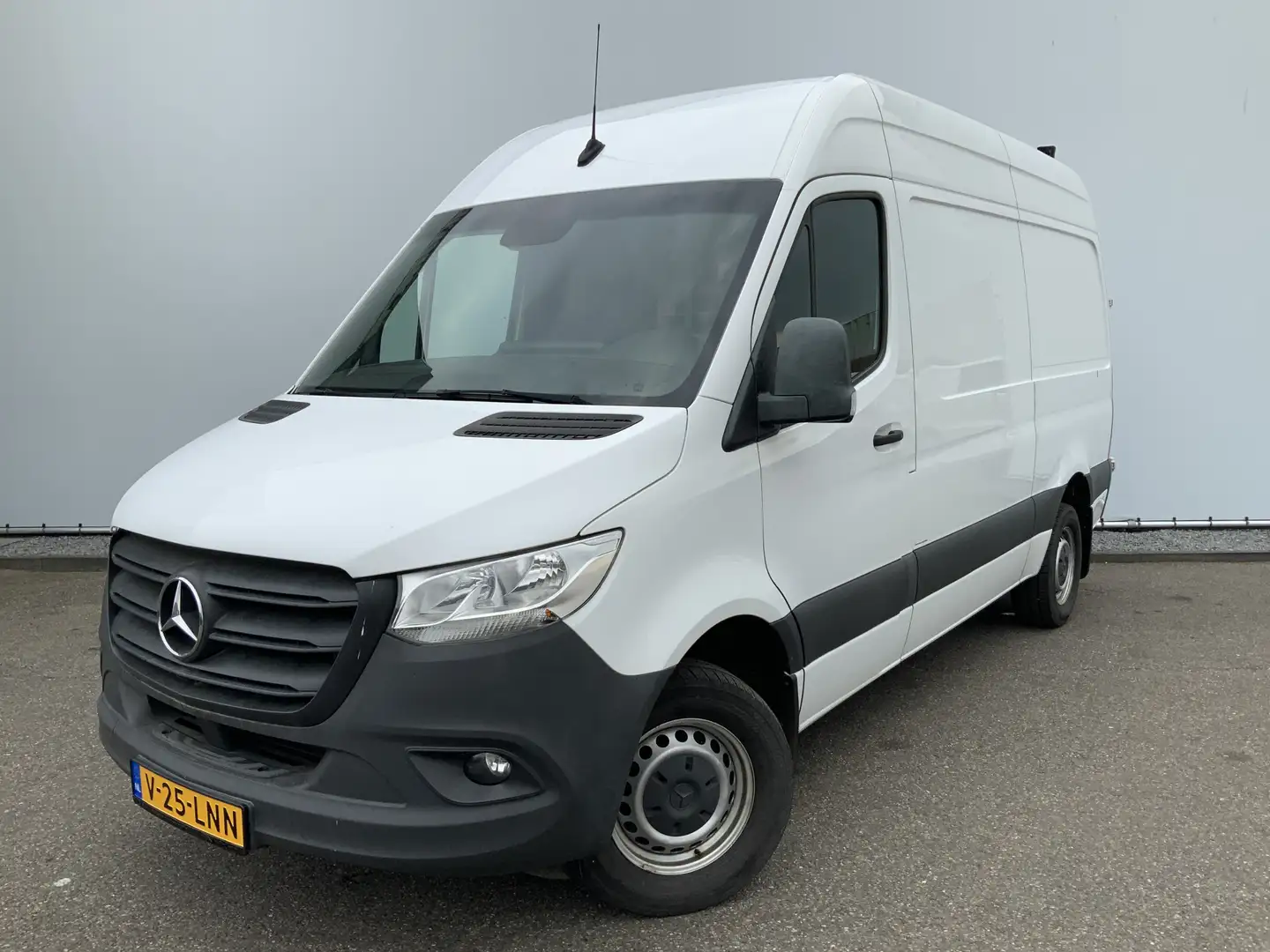 Mercedes-Benz Sprinter 316 2.2 CDI L2H2 Airco Cruise Camera Navi Trekhaak Weiß - 1