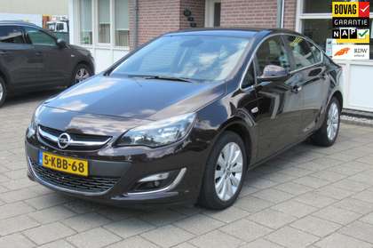 Opel Astra 1.4 Cosmo