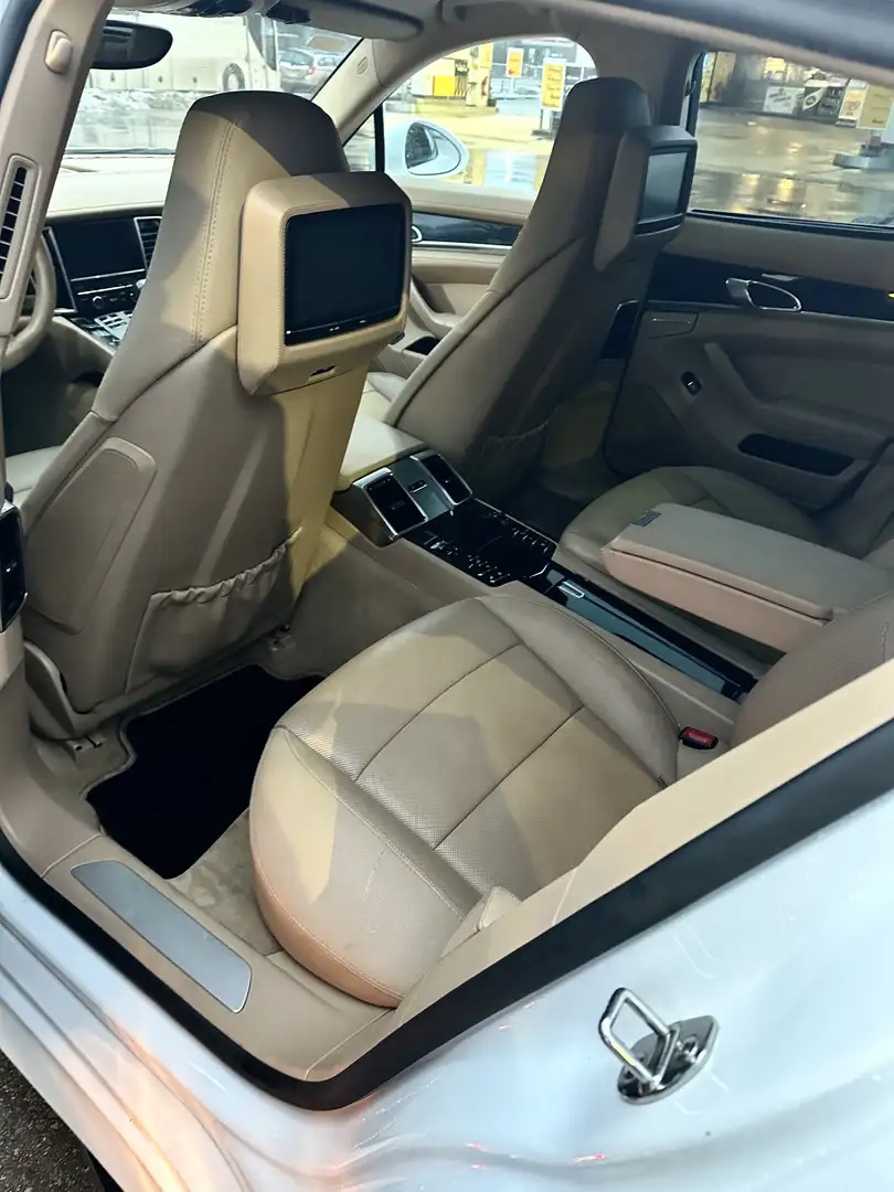 Porsche Panamera Diesel - 2