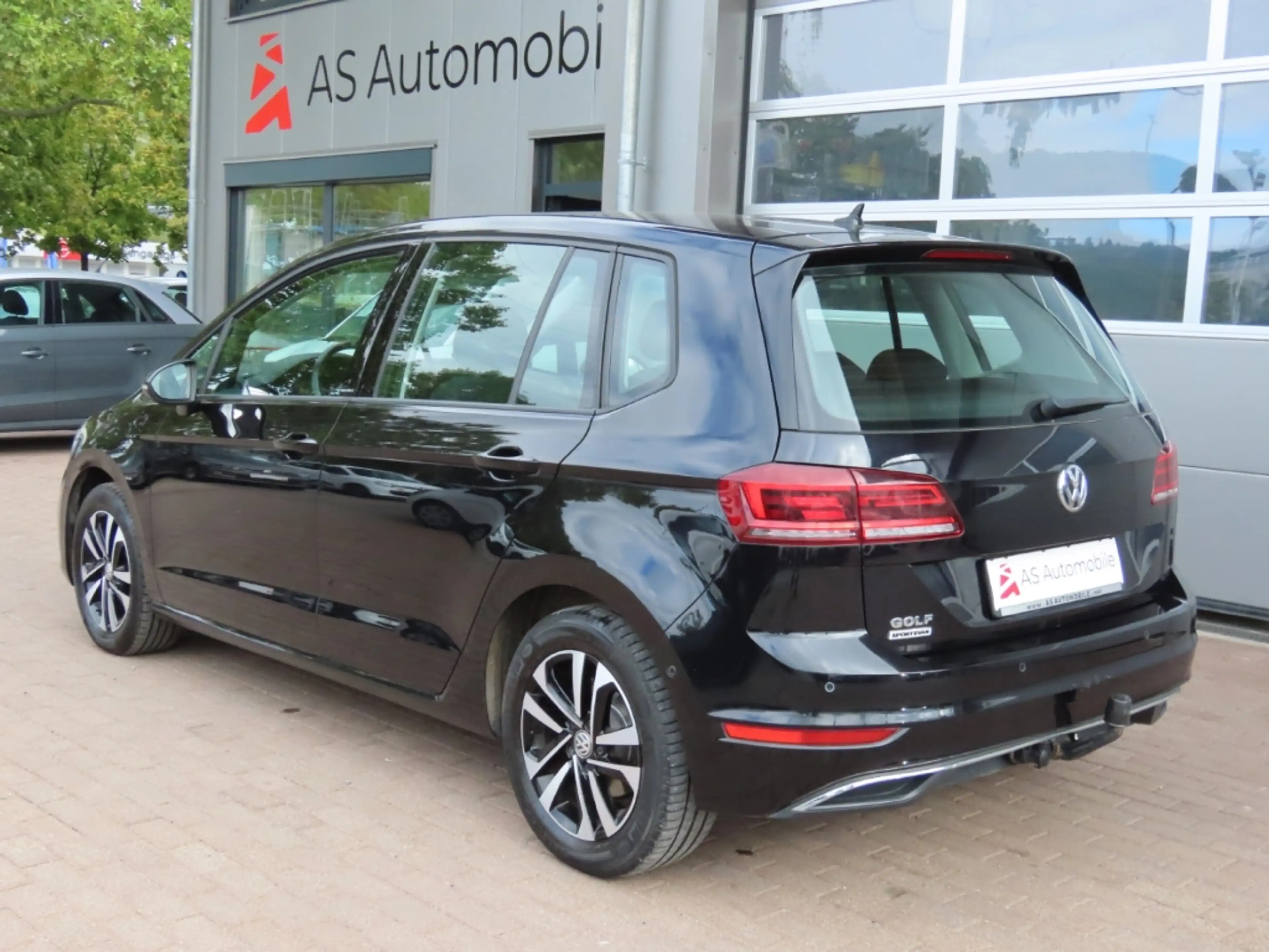 Volkswagen Golf Sportsvan VII IQ 1.Hd*Kam*Navi*ACC*AHK*8-f — photo 4