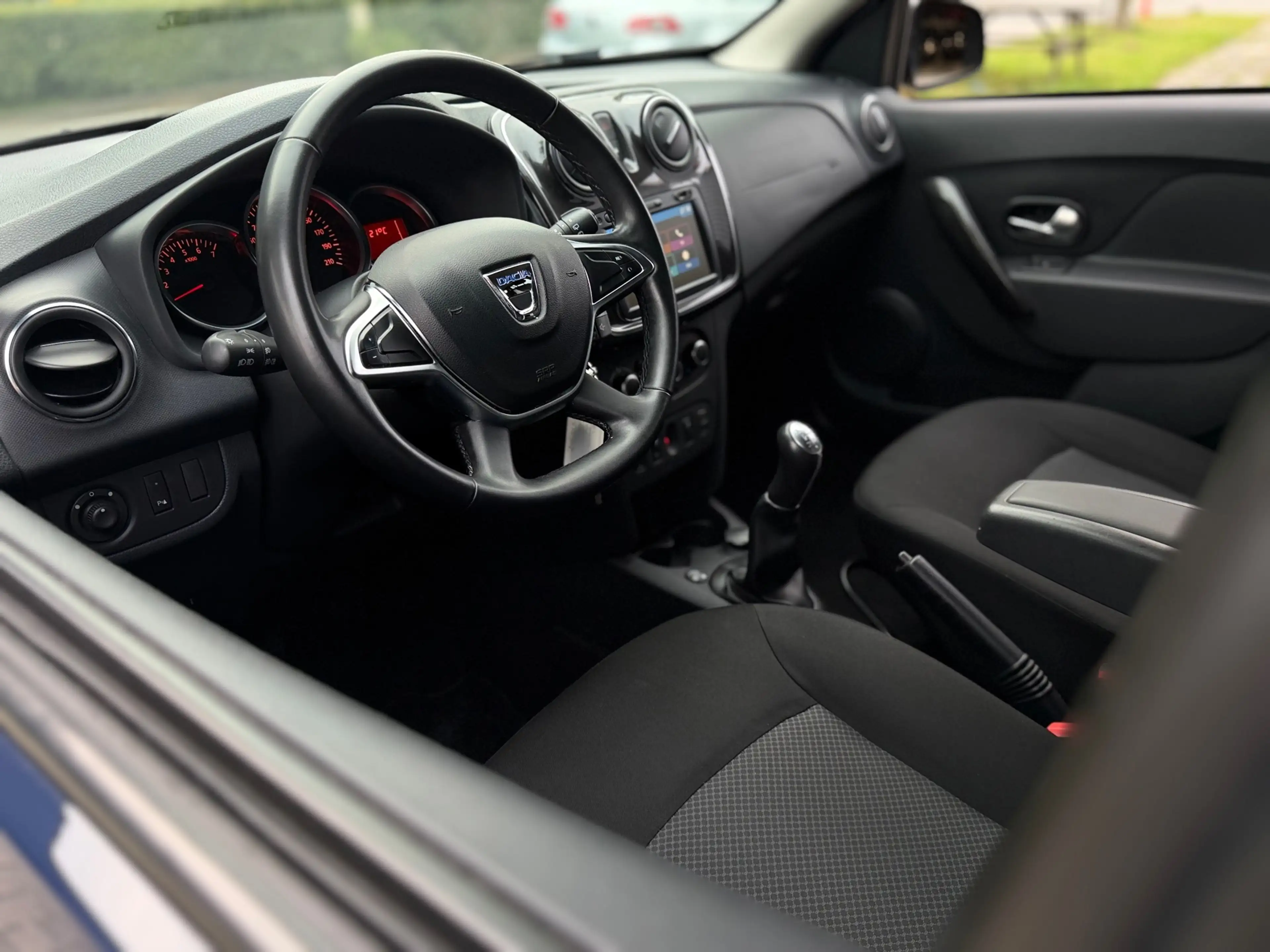 Dacia Logan MCV 1.0 TCe Bi-Fuel Comfort LPG-G3 CAMERA/PDC/NAVI — photo 8