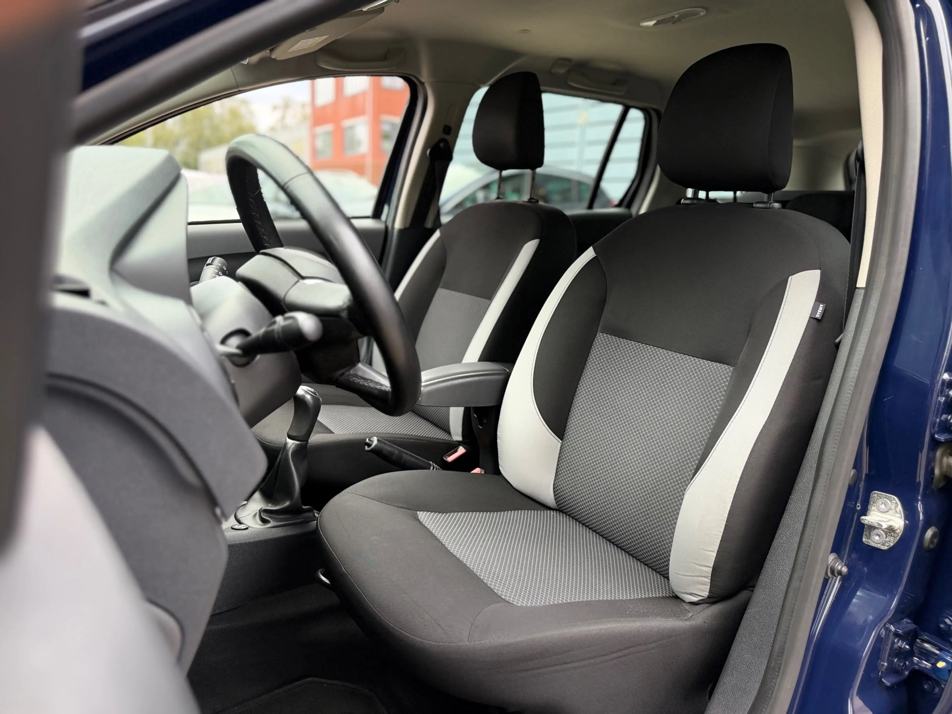 Dacia Logan MCV 1.0 TCe Bi-Fuel Comfort LPG-G3 CAMERA/PDC/NAVI — photo 11