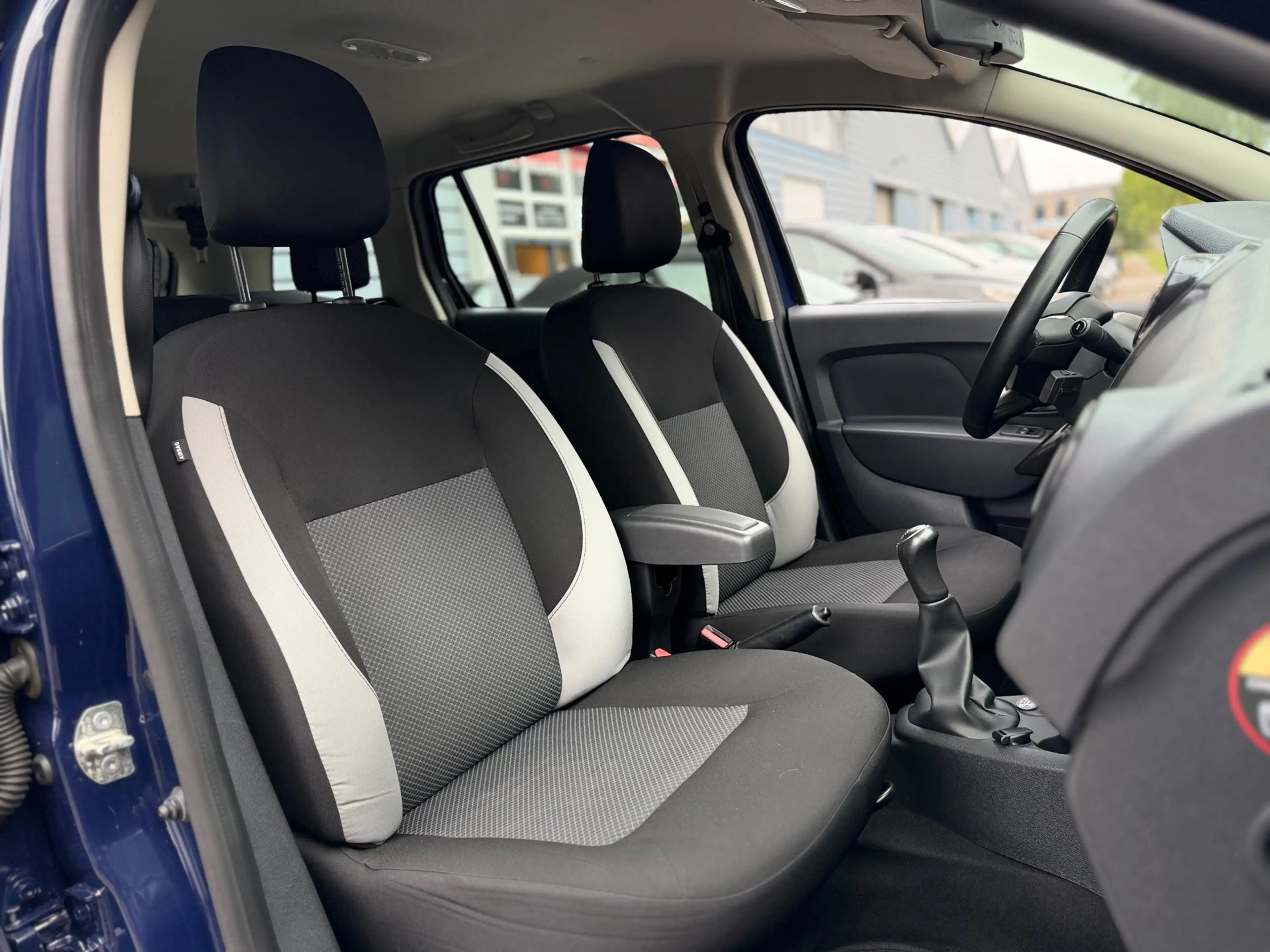 Dacia Logan MCV 1.0 TCe Bi-Fuel Comfort LPG-G3 CAMERA/PDC/NAVI — photo 12