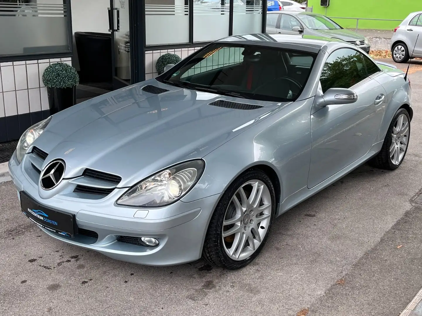Mercedes-Benz SLK 200 Kompressor Cabrio/Roadster SPORT-PAKET Gümüş rengi - 1