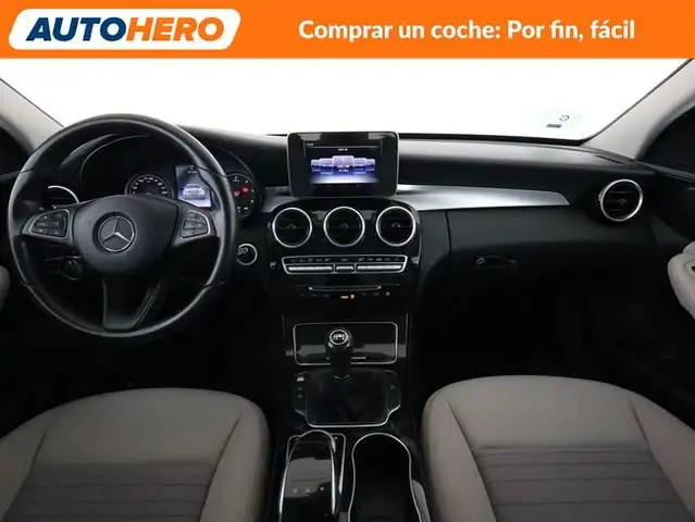 Mercedes-Benz C-Class view 13