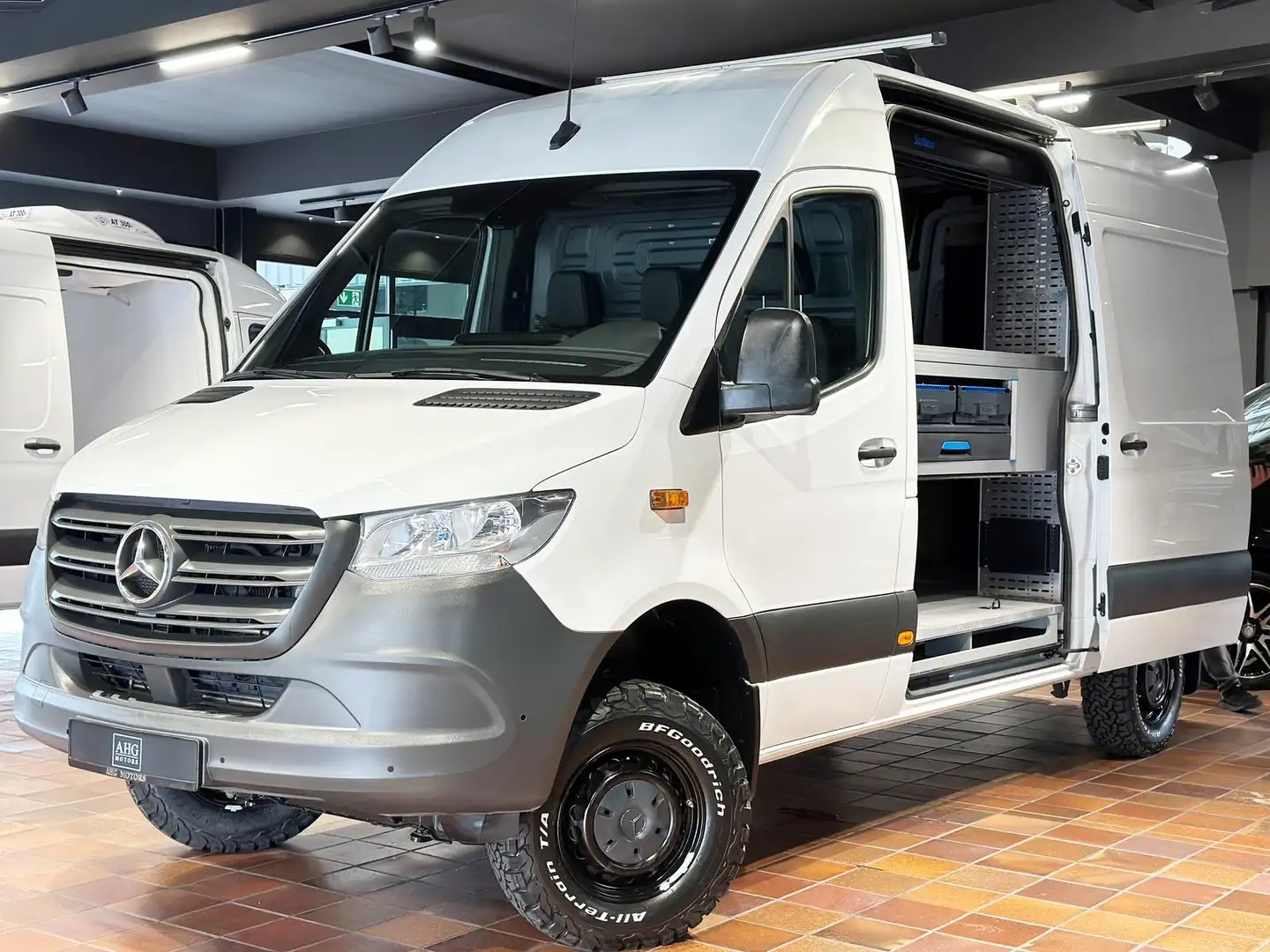 Mercedes-Benz SPRINTER 316 4X4 L2H2 2X SCHIEBETÜR STANDHZ WERKST Weiß - 1