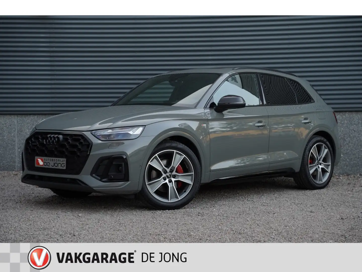 Audi Q5 55 TFSIe Competition 367PK | Pano | Luchtv | B&O | Grijs - 1