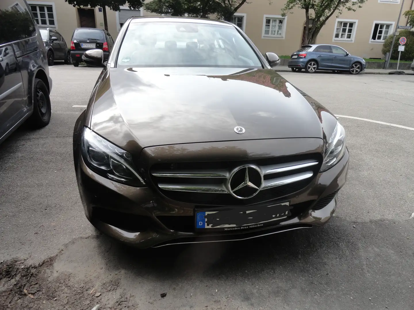 Mercedes-Benz C 180 C 180 9G-TRONIC Edition C Braun - 1