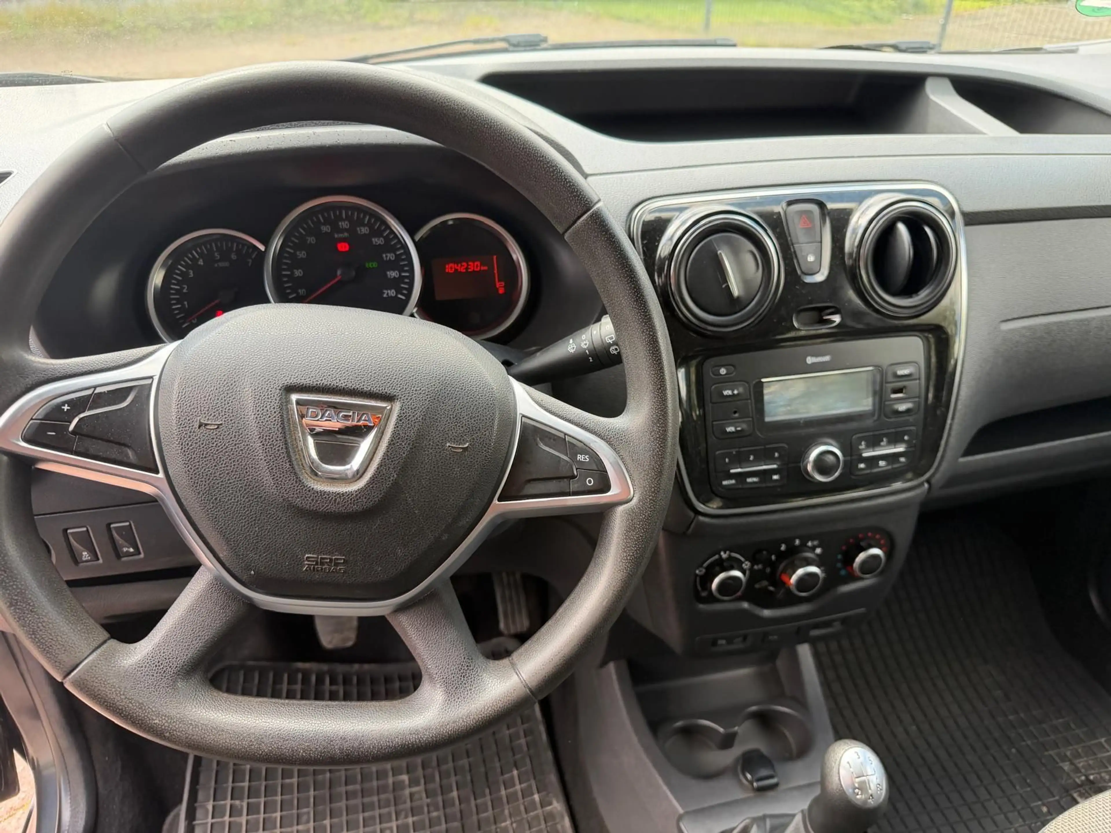 Dacia Dokker 1.6 Tüv Neu 2.Hand Start/Stopp Scheckheft — photo 13
