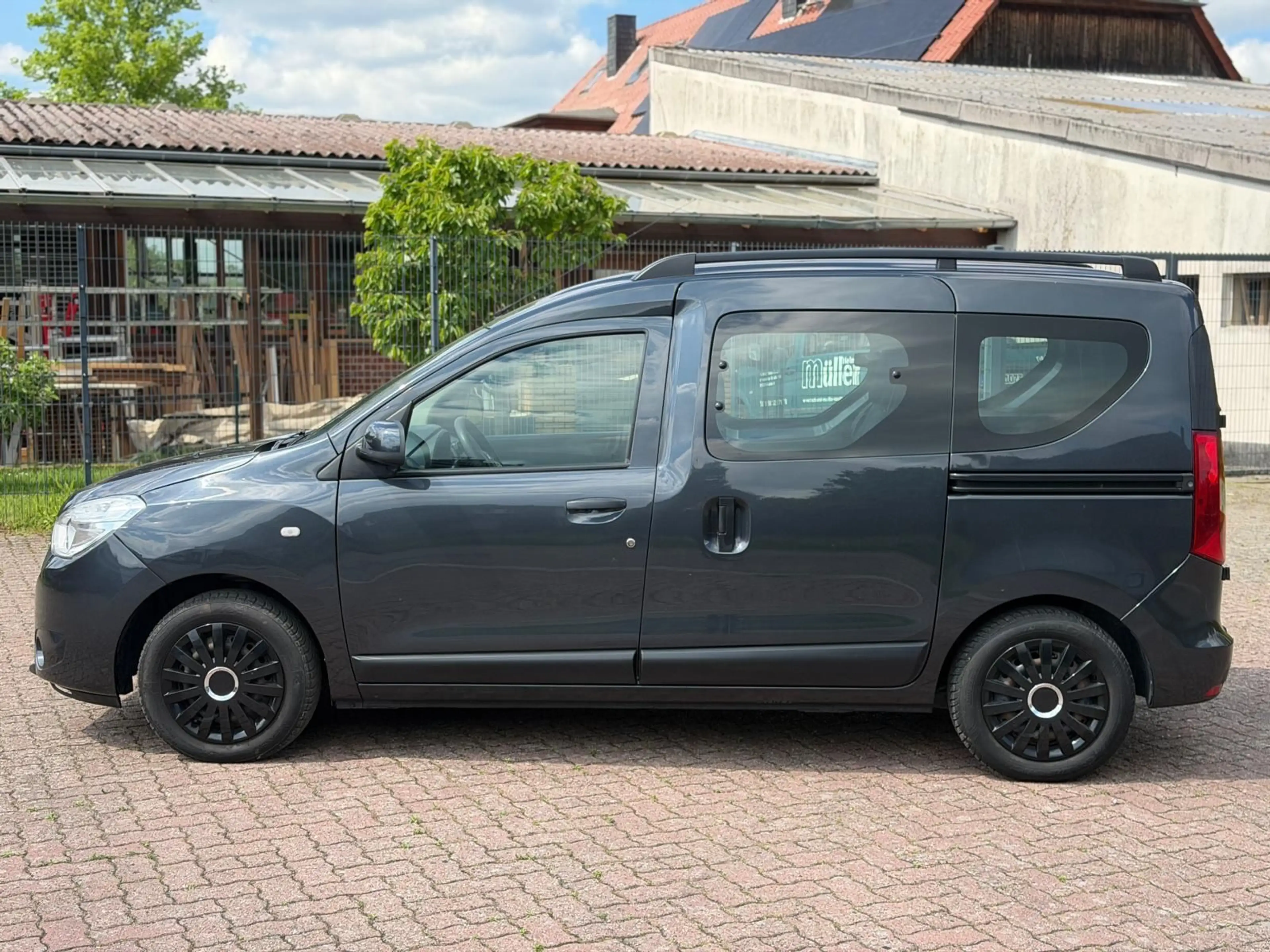 Dacia Dokker 1.6 Tüv Neu 2.Hand Start/Stopp Scheckheft — photo 9