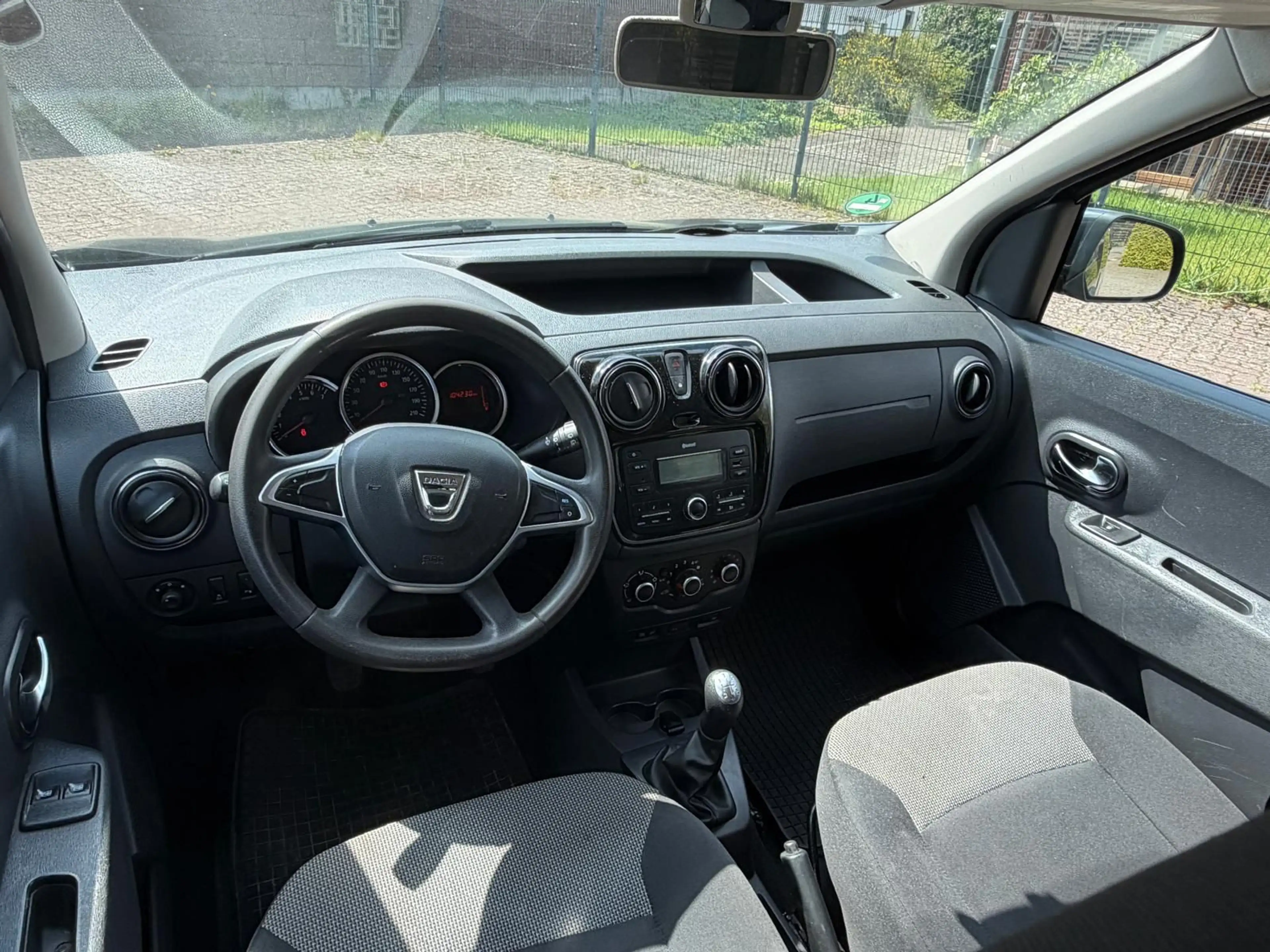 Dacia Dokker 1.6 Tüv Neu 2.Hand Start/Stopp Scheckheft — photo 10