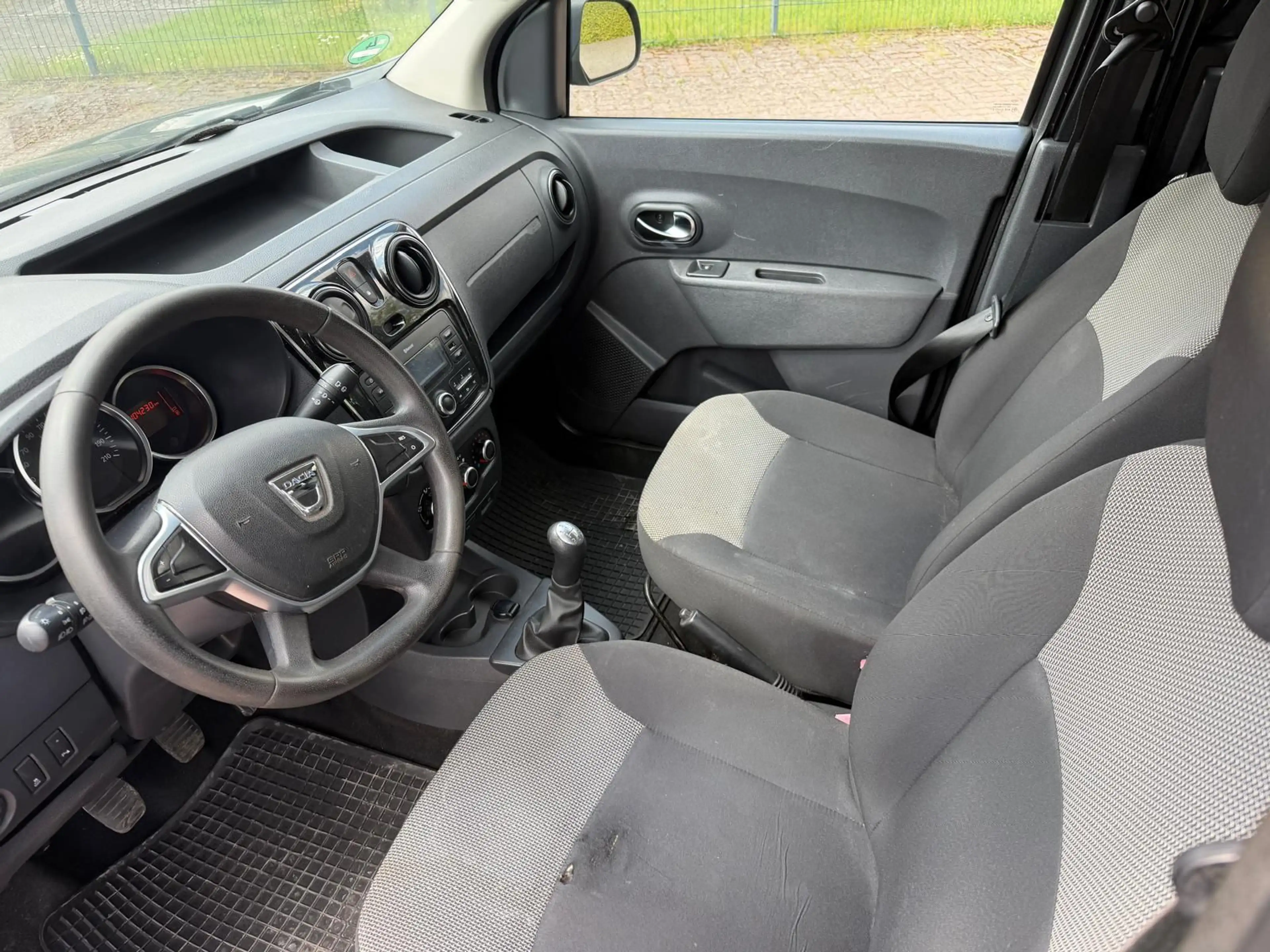 Dacia Dokker 1.6 Tüv Neu 2.Hand Start/Stopp Scheckheft — photo 11