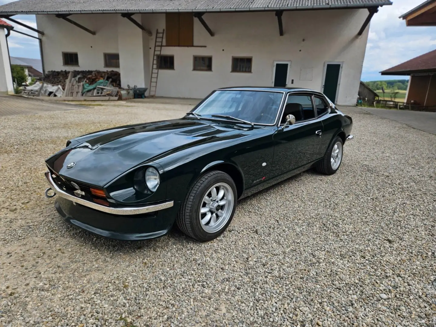 Nissan 1978 Datsun 280z - Restored Verde - 1
