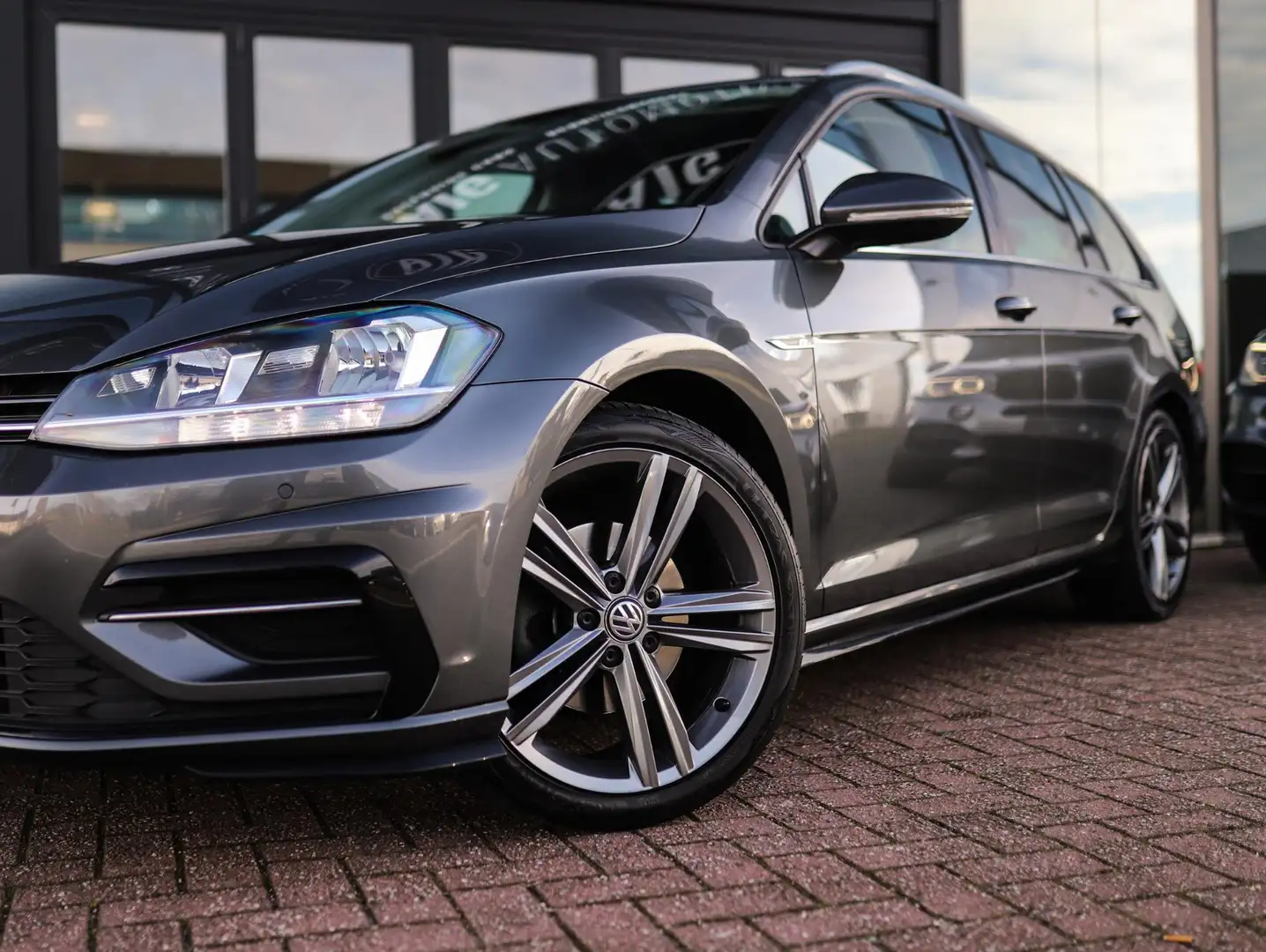 Volkswagen Golf Variant 1.5 TSI Highline Business R -Line | Keyless | Stoe Grigio - 2