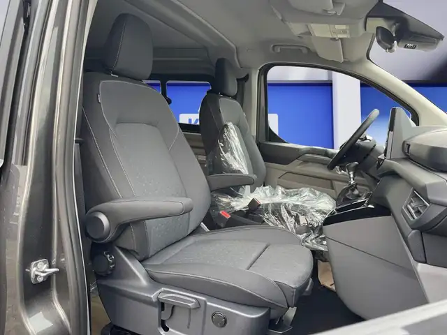 Ford Nugget 320 view 8