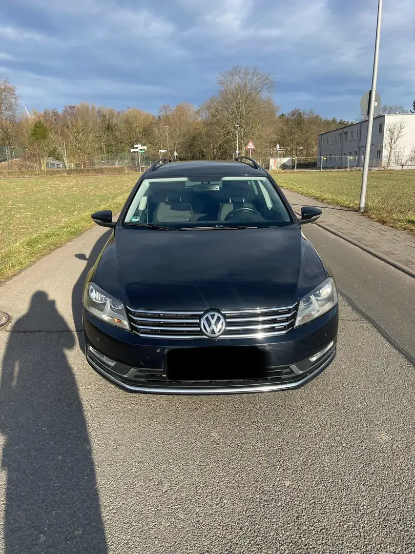 Volkswagen Passat Variant Comfortline BlueMotion 2.0 TDI Schwarz - 1