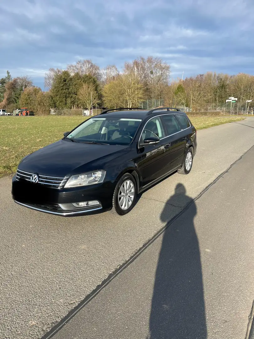 Volkswagen Passat Variant Comfortline BlueMotion 2.0 TDI Schwarz - 2