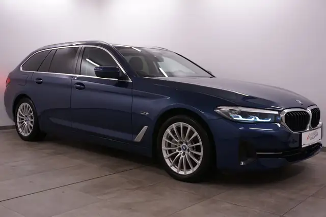 BMW 530 e xDrive // Anhängervorr.// Abstandstempomat //