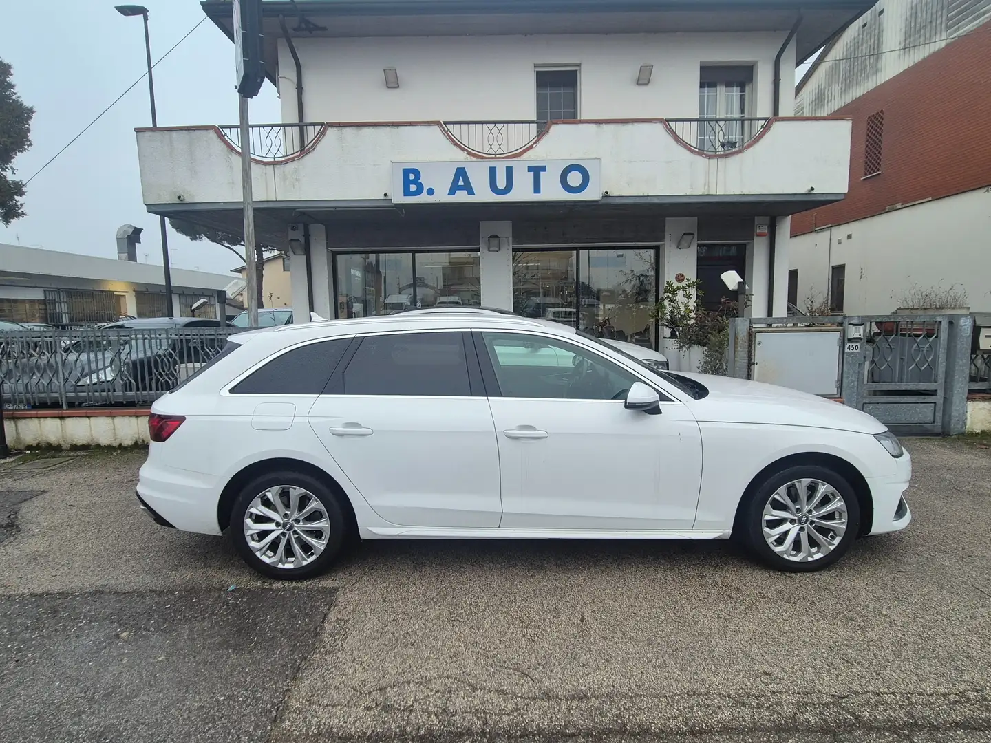 Audi A4 A4 V 2020 Avant Avant 35 2.0 tdi mhev  s-tronic Weiß - 2