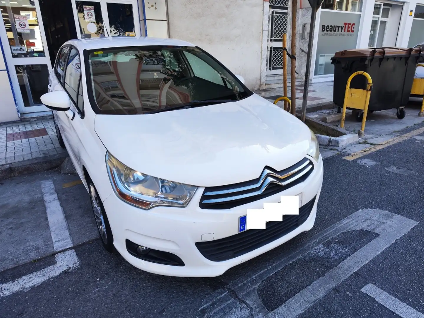 Citroen C4 1.6e-HDi Collection 110 Blanc - 1