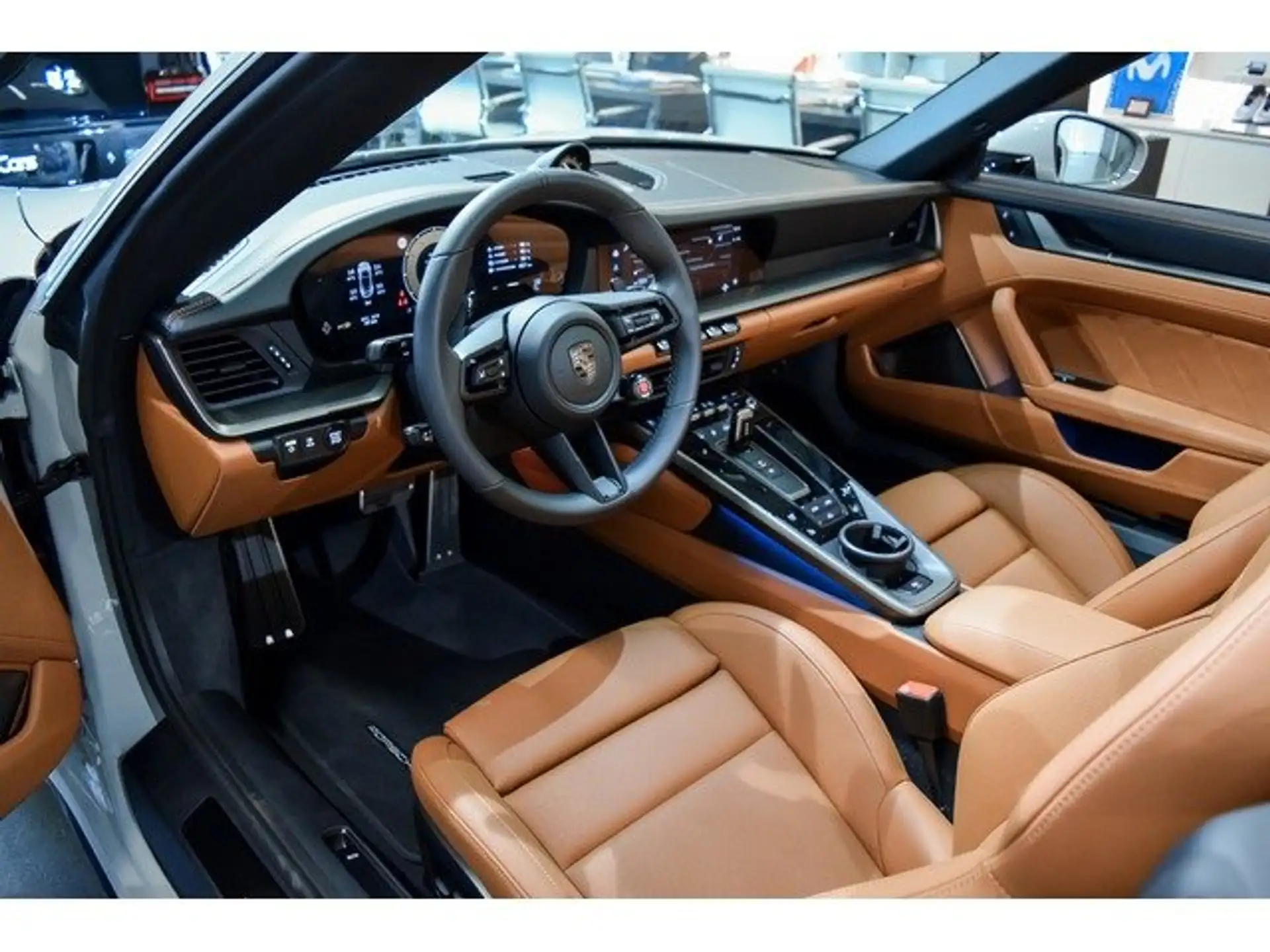 포르쉐 911 Turbo S Cabriolet 2026 화이트 사진 3