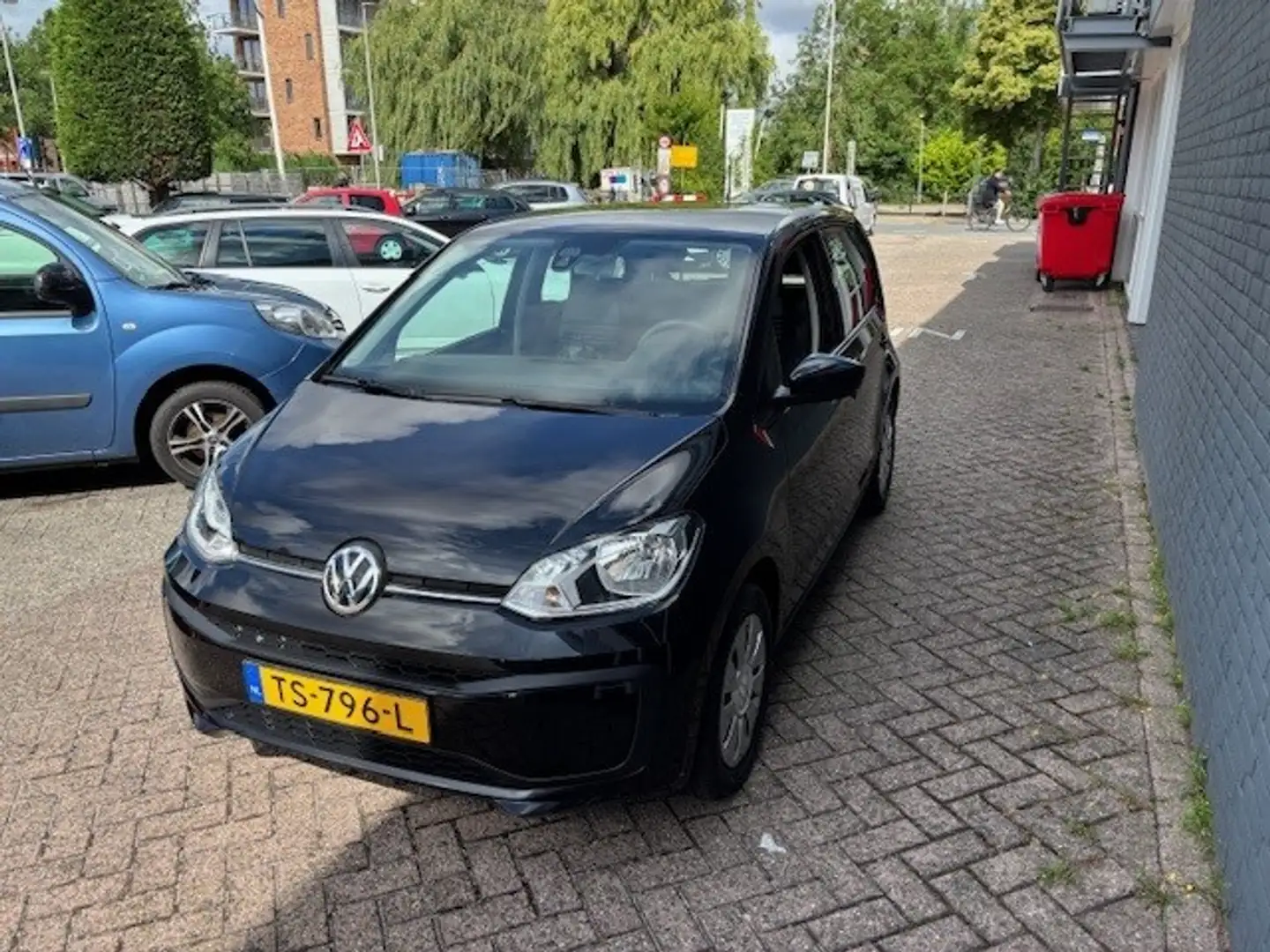 Volkswagen up! 1.0 BMT move up! Noir - 2