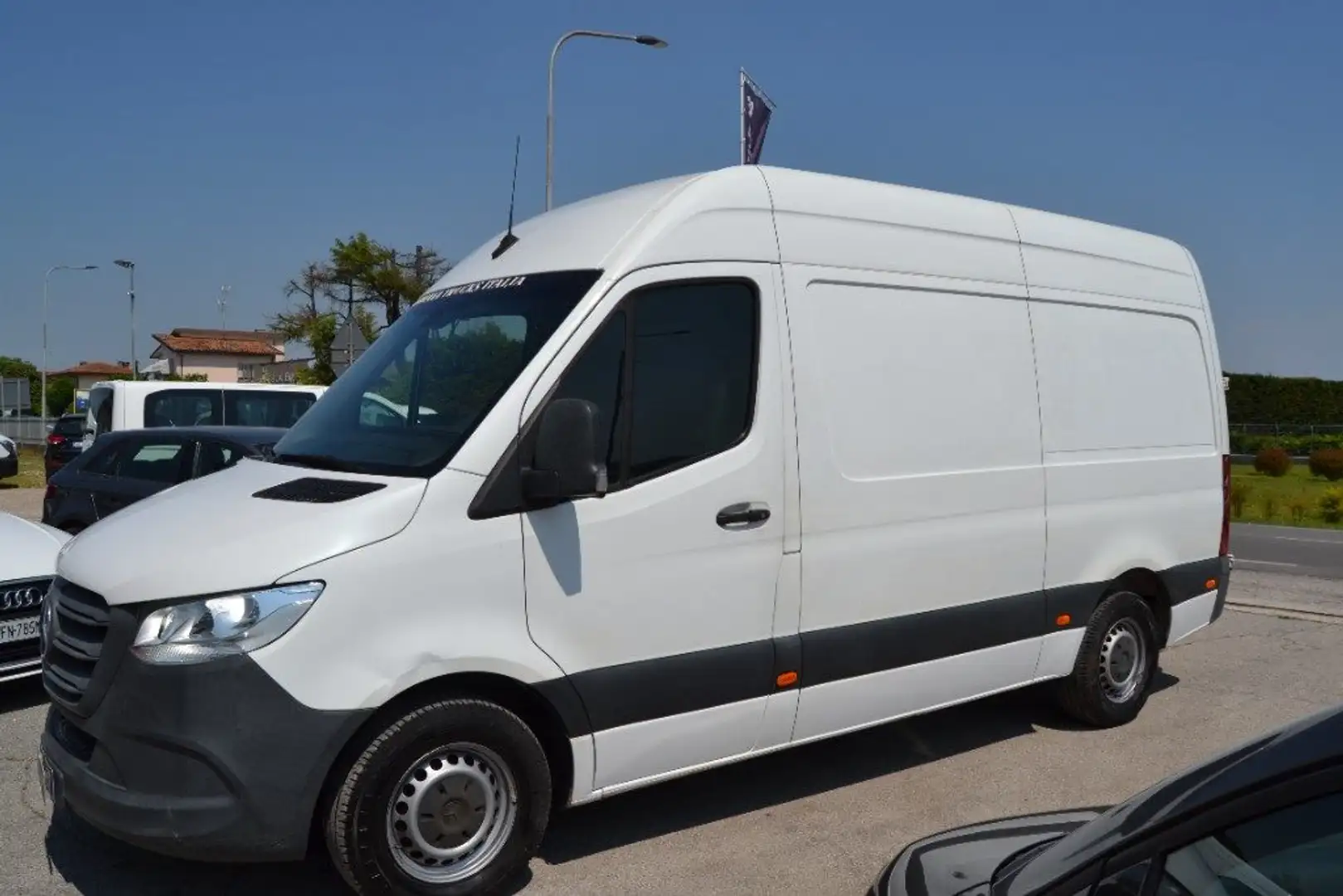 Mercedes-Benz Sprinter F37/33 311 CDI RWD TA Furgone Bianco - 1
