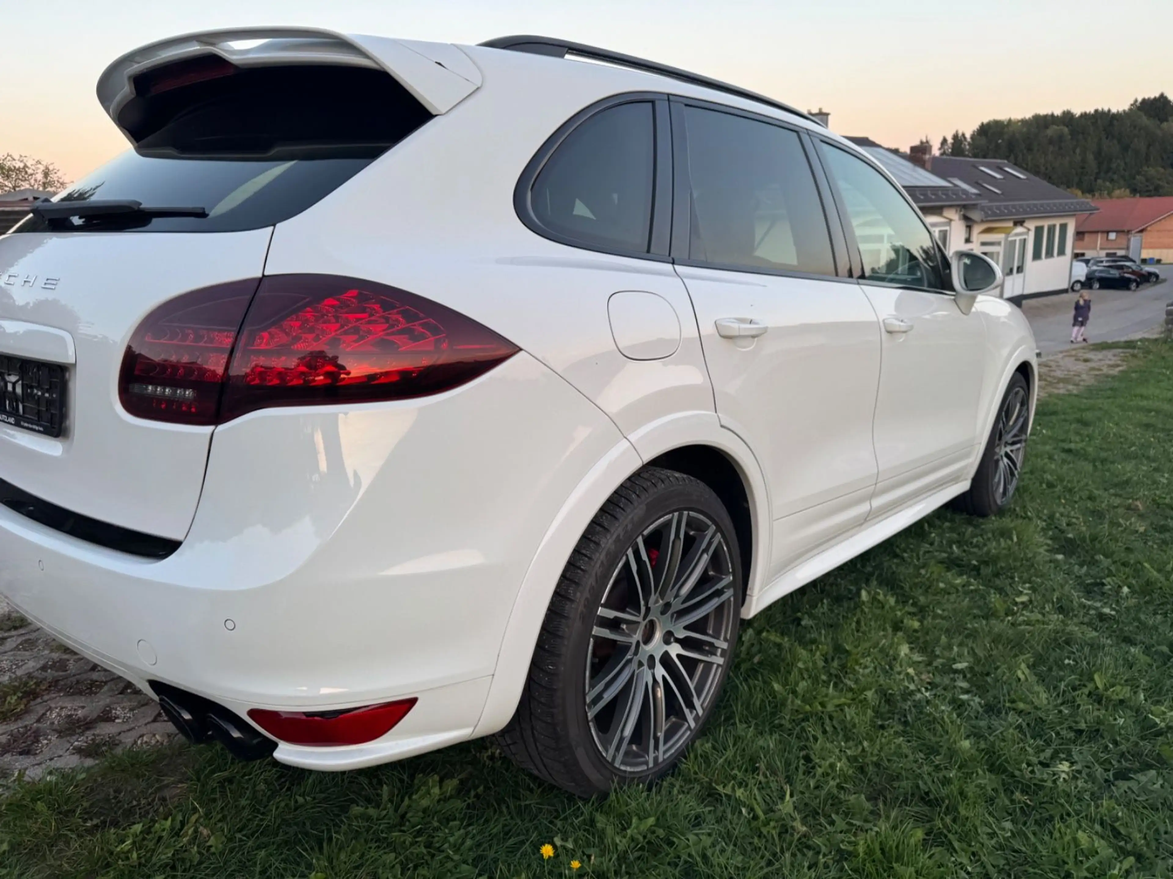 Porsche Cayenne *GTS*21ZOLL*PCM*SEHR GEPFLEGT* — photo 13