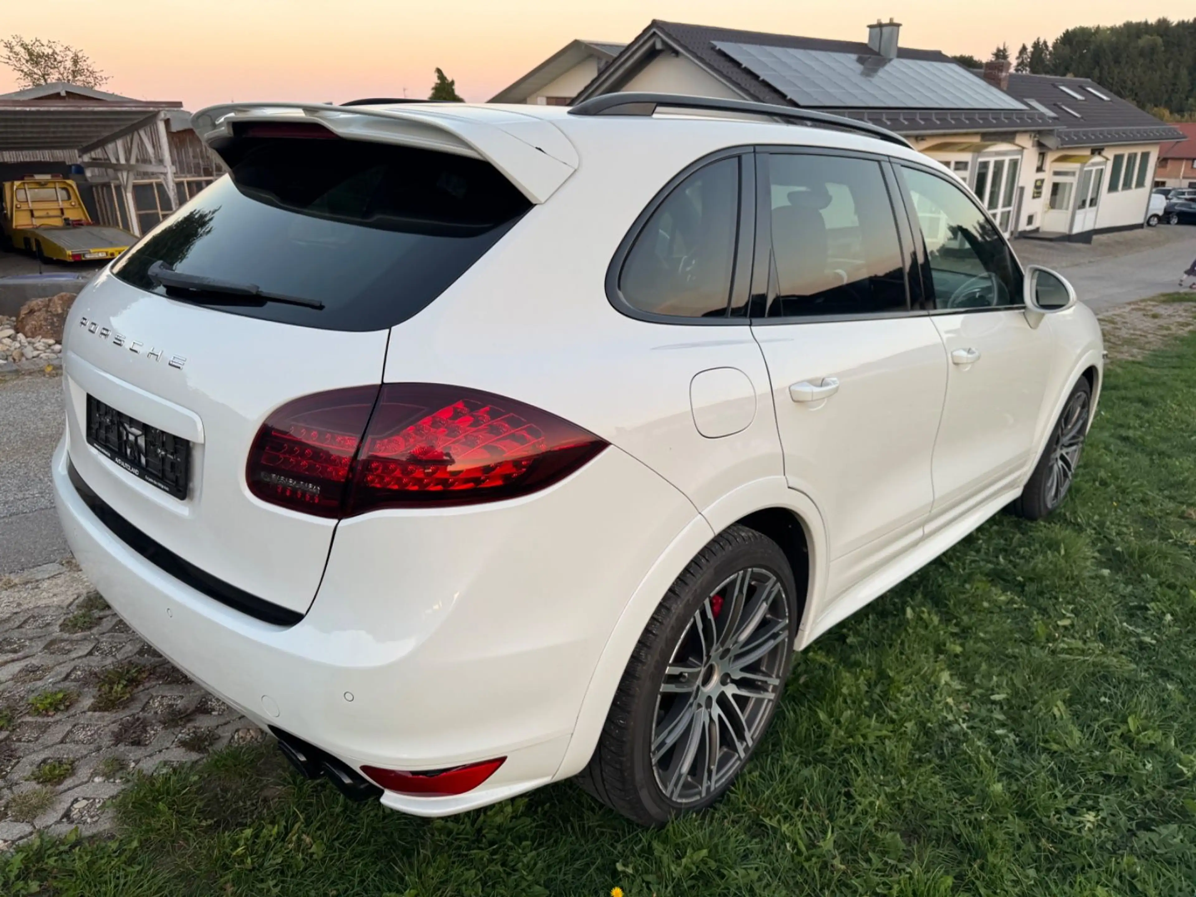 Porsche Cayenne *GTS*21ZOLL*PCM*SEHR GEPFLEGT* — photo 12