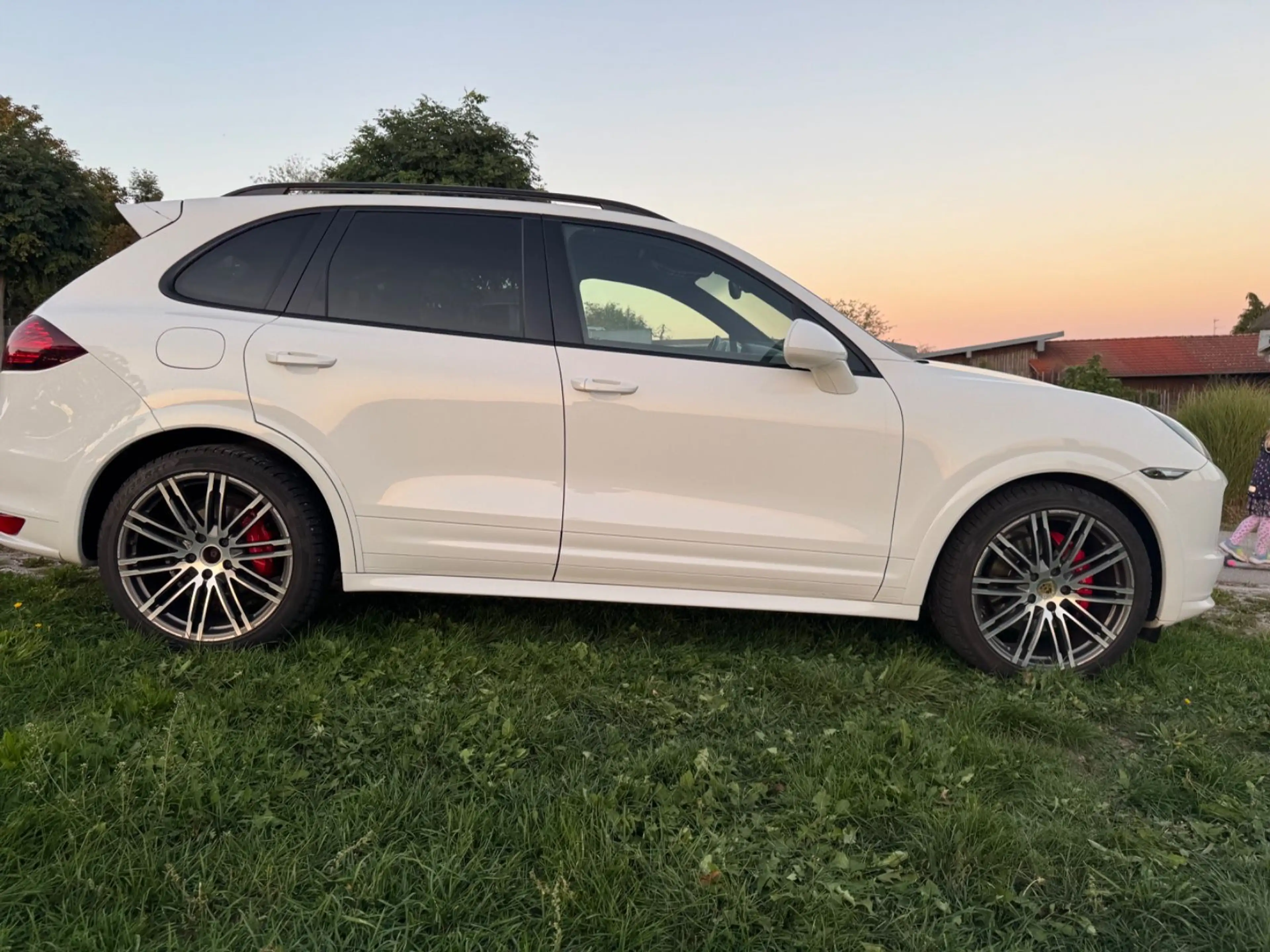 Porsche Cayenne *GTS*21ZOLL*PCM*SEHR GEPFLEGT* — photo 14