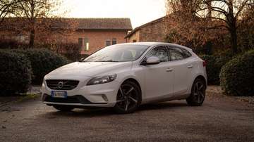 1.6 t3 R-design Momentum