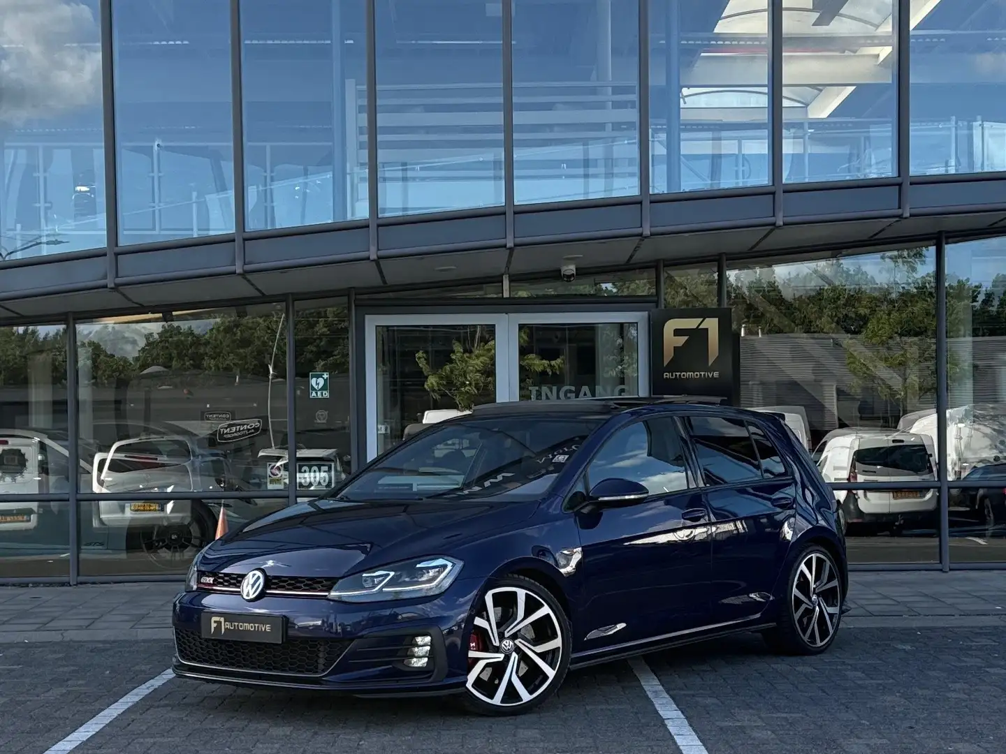 Volkswagen Golf GTI 2.0 TSI Performance Pano|Key|Dyna|Memory Blauw - 1