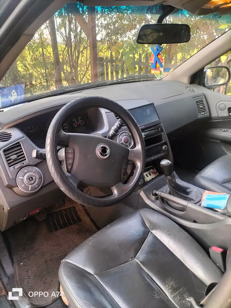 SsangYong Kyron Kyron 2.0 xdi Plus Czarny - 2