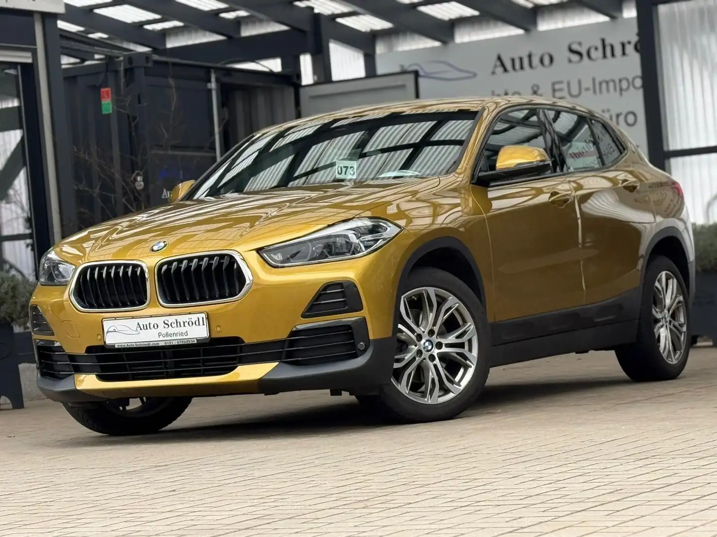 BMW X2 sDrive18i Aut. Advantage Plus, AHK, Navi, Kamera Or - 1
