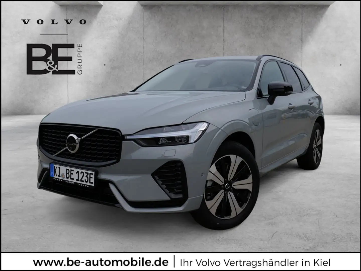 Volvo XC60 T6 Plus Dark Recharge Plug-In Hybrid AWD Grau - 1