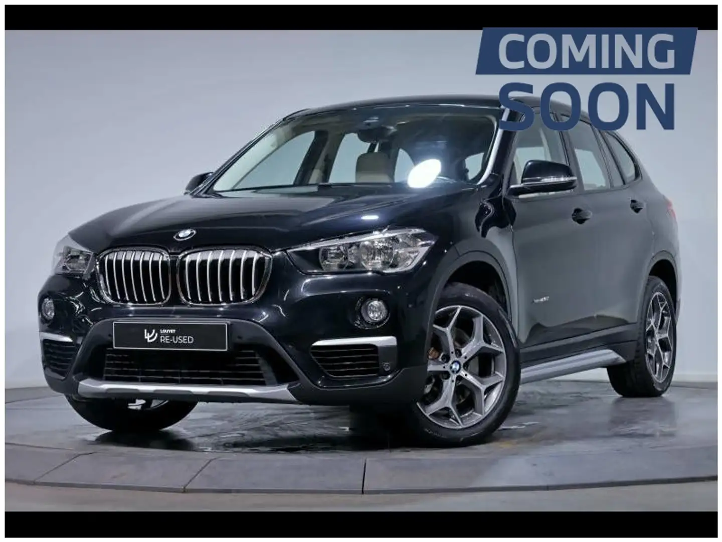 BMW X1 xDrive25i x-Line Zwart - 1